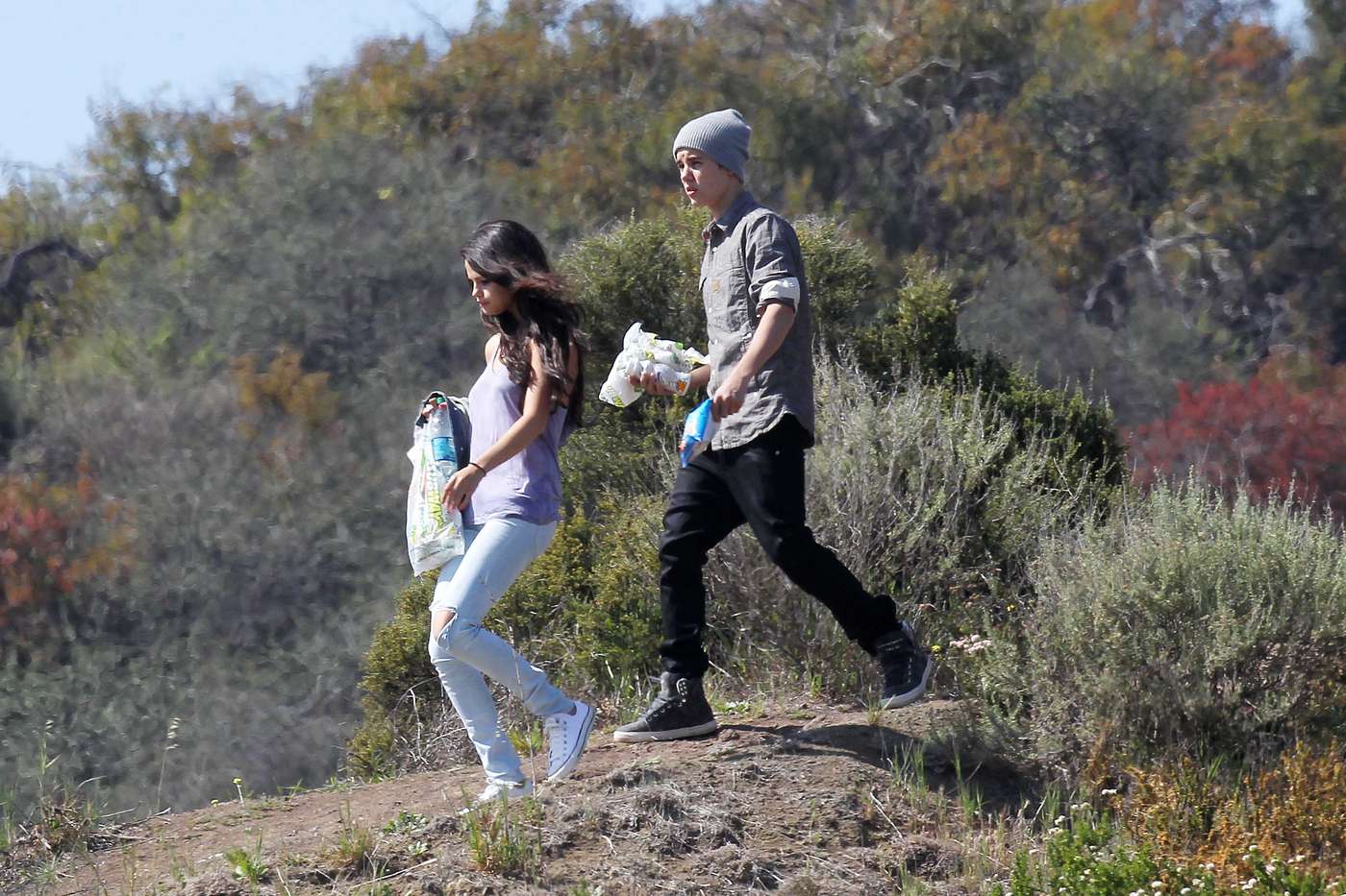 Selena Gomez 2012 : Selena Gomez With Bieber in Griffith Park – Los Angeles-14